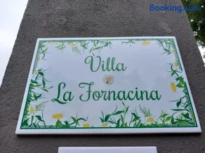 Villa La Fornacina Apartments - Image 2