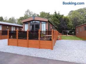 Silver Birch Lodge - Image 2