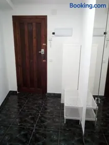 Spacious, 2 BR/2 BA, 3 Min walk to the beach - Image 5