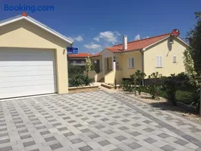 Villa Danny **** - Image 1