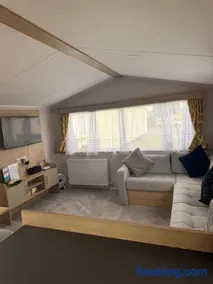Serenity Holiday Home - Image 4