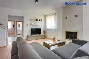 House Jurman - Image 3