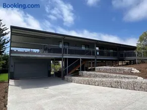 Moore Memories Beach House - Image 3