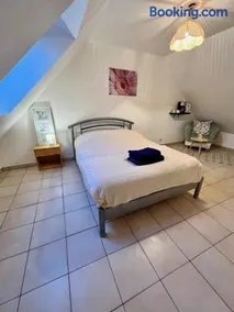 Les gîtes du Mesnil chambre supérieure - Image 1