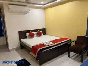 Hotel Shivanand - Image 2
