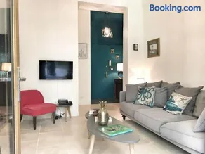 Homelivia, Luxueux Appartement avec Jardin privé - Image 1