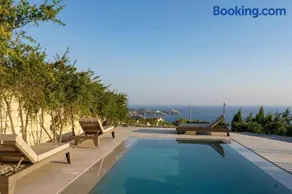 Infinite Blue Apartments - Residencies with Private Pools - Image 1