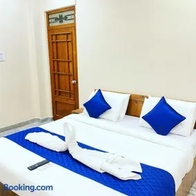 Hotel KP Suites Metro Near LakeShore Mall - Image 4