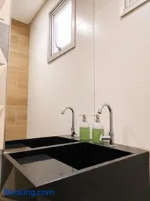 Flat Beverly Hills 307 - Image 4