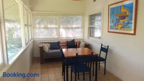 52 Fingal Street - Image 2