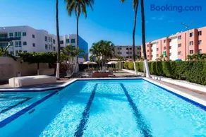 Suites Santa Barbara - Image 1
