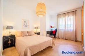 Apartamentos Madrid - Image 2