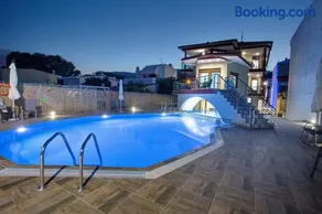 Rent House Karavi - Image 1