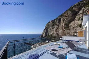 Magic Dream Sea View-Private Beachfront Terrace - Image 1