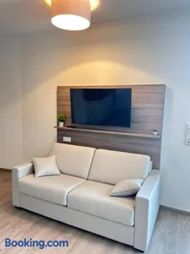 Brommy Apartments - Image 3