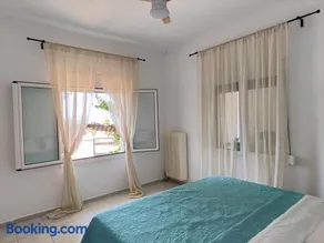 Asmini Beach Apartments - Image 4