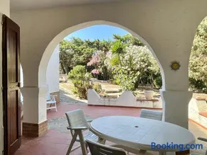 Villa Eden Beach - Image 2