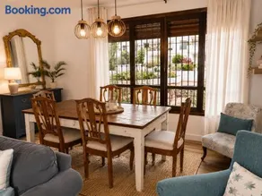 Grand patio apartment - Image 1
