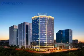 Floral Hotel Banlan Cangzhou Convention and Exhibition Center High-speed Railway West Station - Image 1