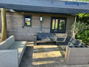 Vrijstaand Houten huis in het bos - Image 2