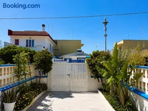Villa Ranieri- Fronte Mare, AC, Wi-Fi e Giardino - Image 1
