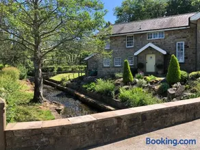 Picket Post House Accommodation - Image 2
