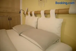 Medizen Apartment - Image 2