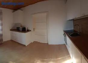 PA's - Image 3