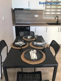 Amfithea Guest House - Image 1