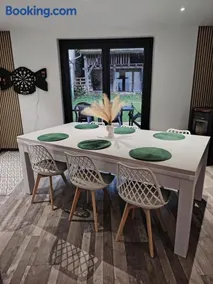 Maison familiale Charme de l'ancien et confort moderne - Image 3