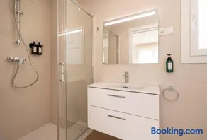 Berrocal Signature Apartments - Image 4