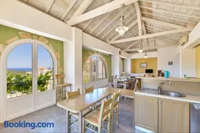 Elaiona Country Home - Image 5