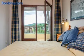 AQ-7 Calella de Parafrugell 4 Pax - Image 1