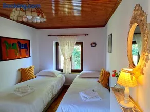 Cosy lake house, μια ανάσα πριν τη λίμνη - Image 3