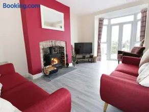 Hillside Cottage - Image 4