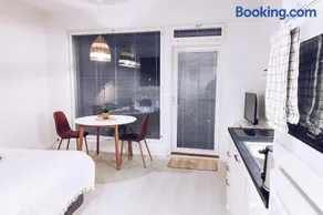 New Studio Cherry near Helsinki airport in Kivistö - Image 1