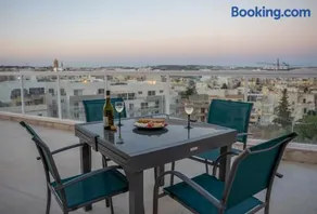 Southview Luxury Penthouse - Image 2