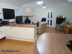 Pay2Stay - Image 3