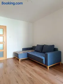 Spacious 3-room apartment, close to the center, station - Image 4