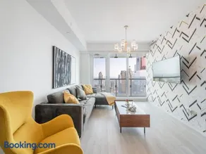 The Emerald Suites - Eaton Centre & Financial District Toronto - Image 1