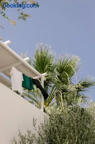 Aeolos Apartments - Image 1