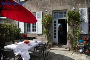 Splendide maison de maître à 50m du port et 100m de la plage - Image 1