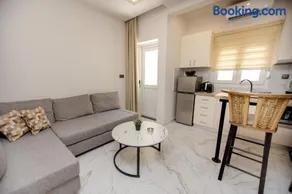 Room12 - Image 1