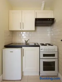 Glencourt Apartments - Image 2