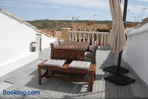 Circuito de Aragon. House up to 16 pax - Image 1