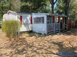 Bungalow - Image 1