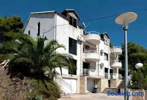 Guest House Alek - Image 1