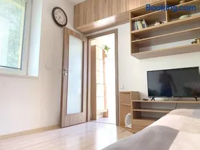Krásný apartmán u lesa, trolejbus do centra a BVV, parkování zdarma - Image 4