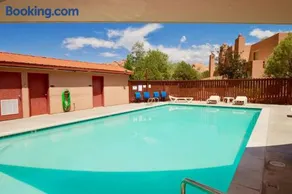 Private Whirlpool + Moab Rim Ansichten + in der Nähe des Golfplatzes - Image 2