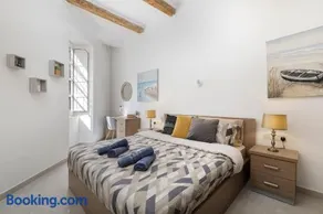 Cosy, Central 1BR Apartment - Close to Valletta - Image 1